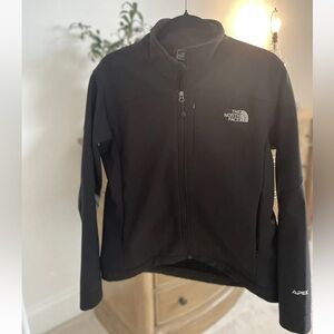 Women’s The Northface Apex Black coat large